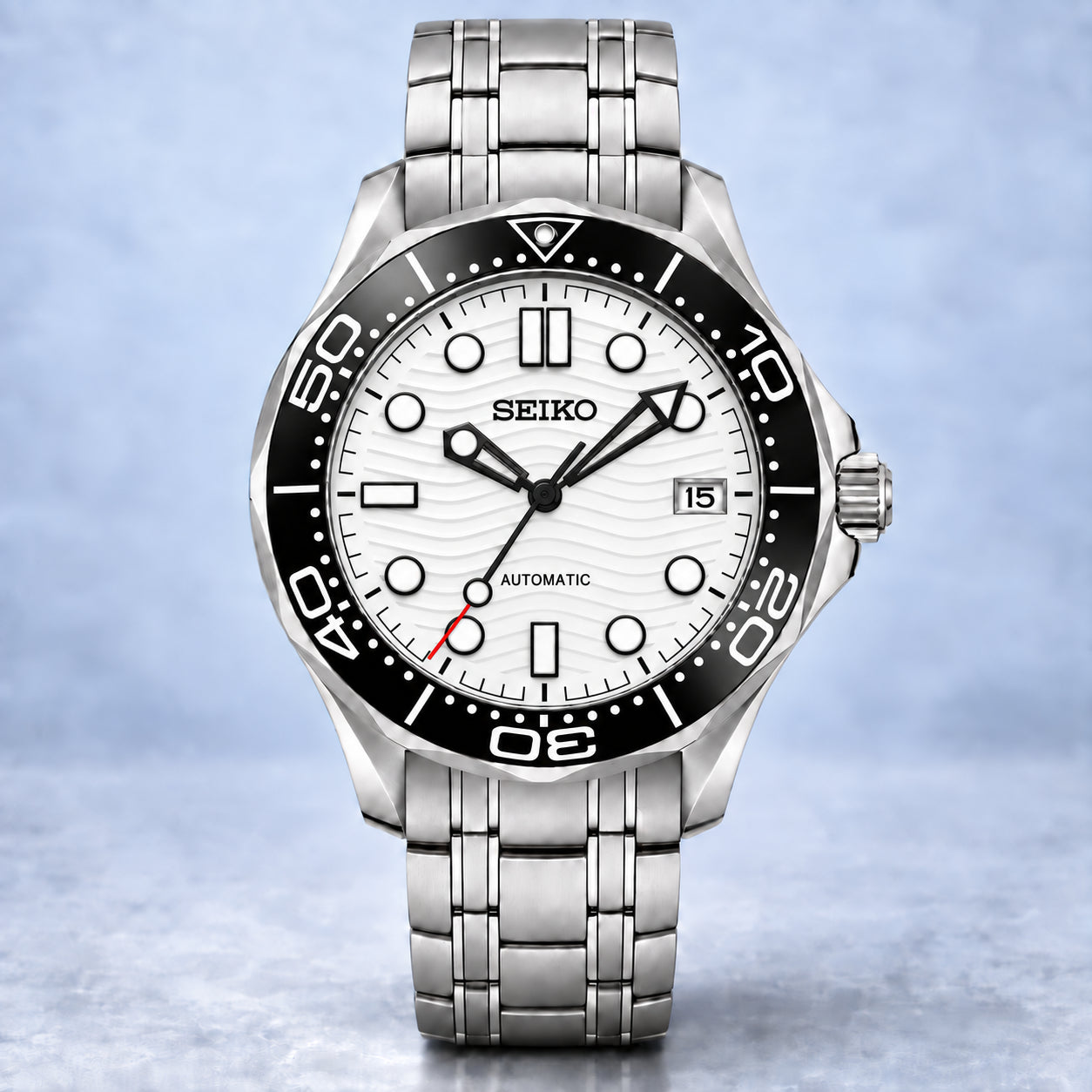 Ocean Master — White & Black